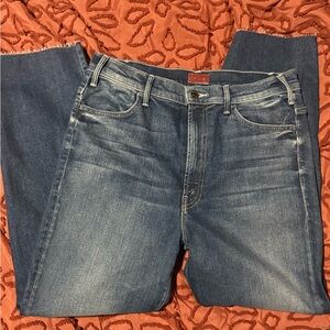 MOTHER Women’s The Hustler Ankle Fray Classic Indigo Straight Jeans